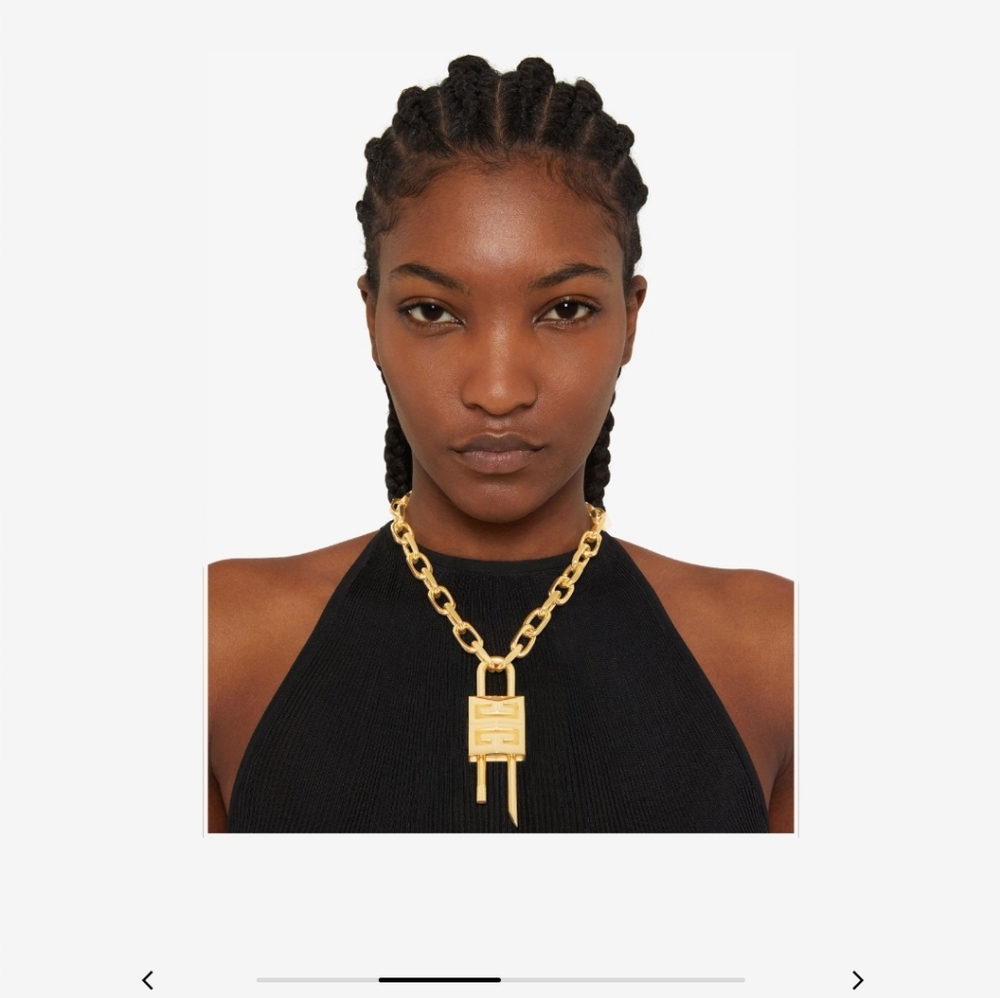 Givenchy 4G Padlock Chain Link Necklace brand new comes with dustbag